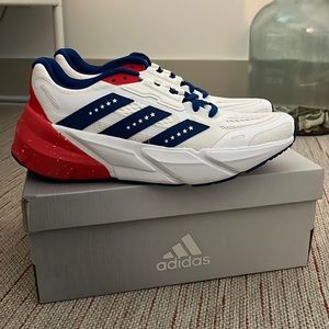 NWT Adistar Running Shoes